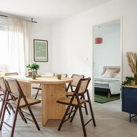 Charmante Maison *